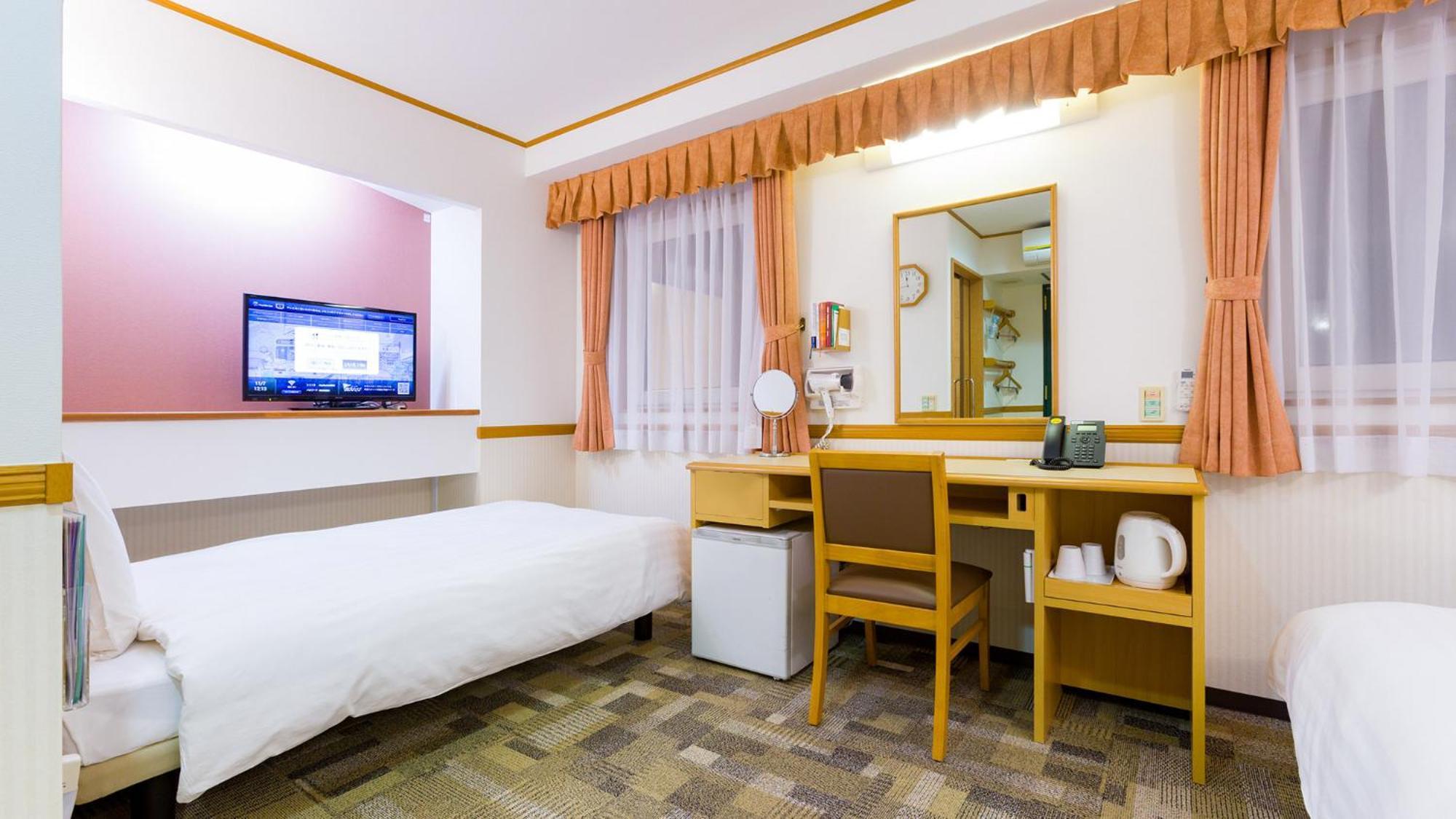 Toyoko Inn Hirosaki Ekimae Quarto foto
